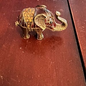 Elephant trinket box